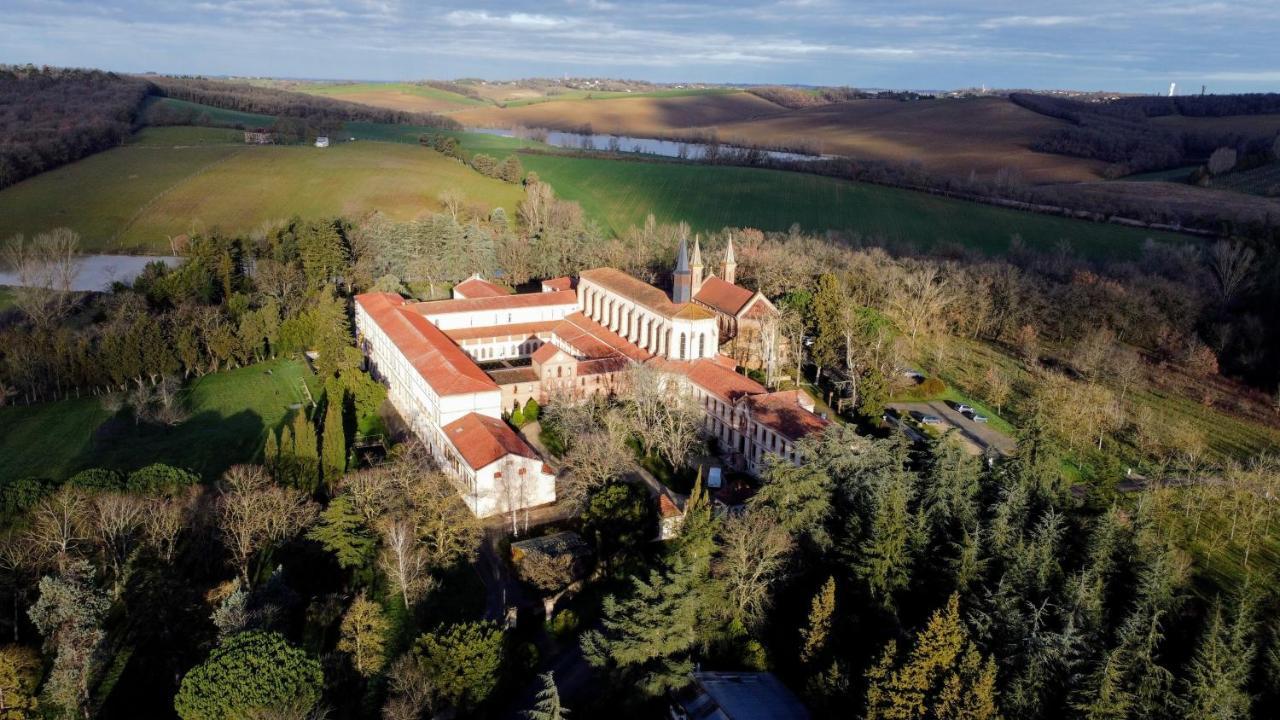 Hotellerie De L'Abbaye Bellegarde-Sainte-Marie Екстериор снимка
