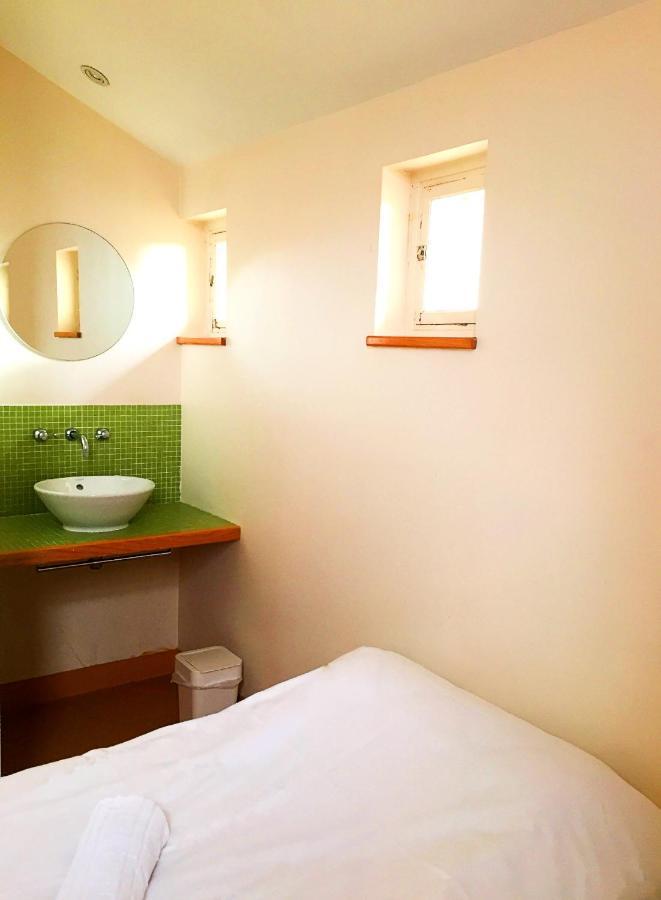 Hotellerie De L'Abbaye Bellegarde-Sainte-Marie Екстериор снимка
