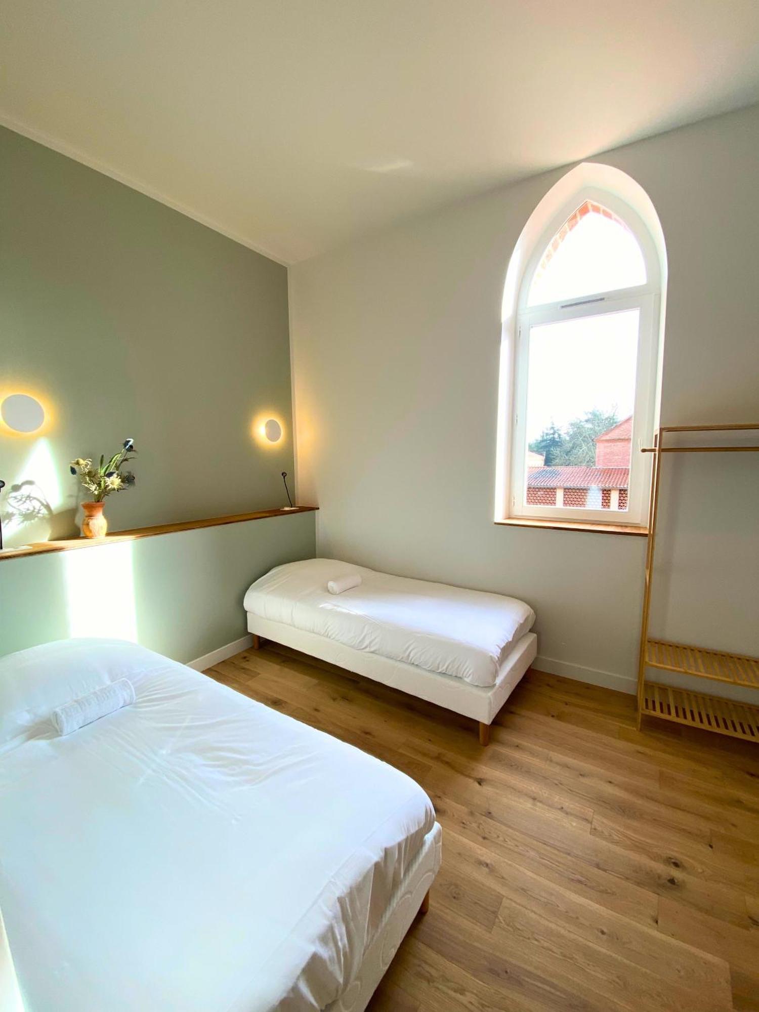 Hotellerie De L'Abbaye Bellegarde-Sainte-Marie Екстериор снимка